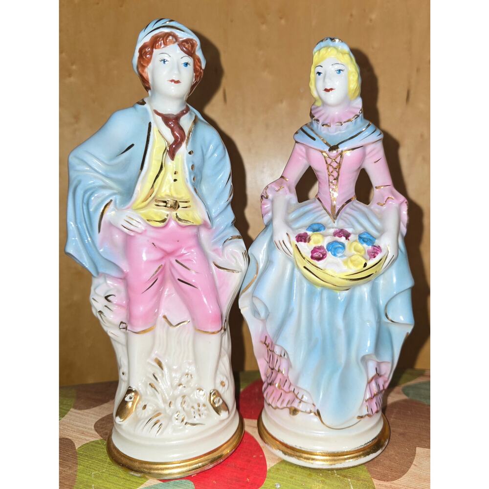 Vintage Couple Figurines (Maker Unknown)